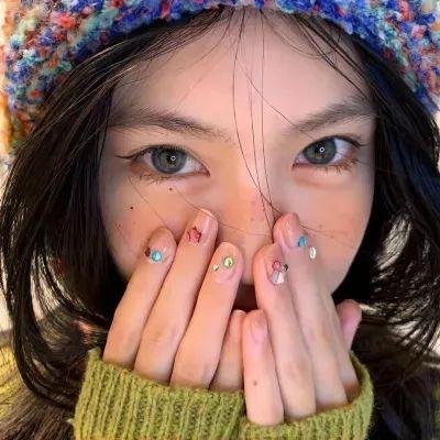 沐浴中的新娘们
